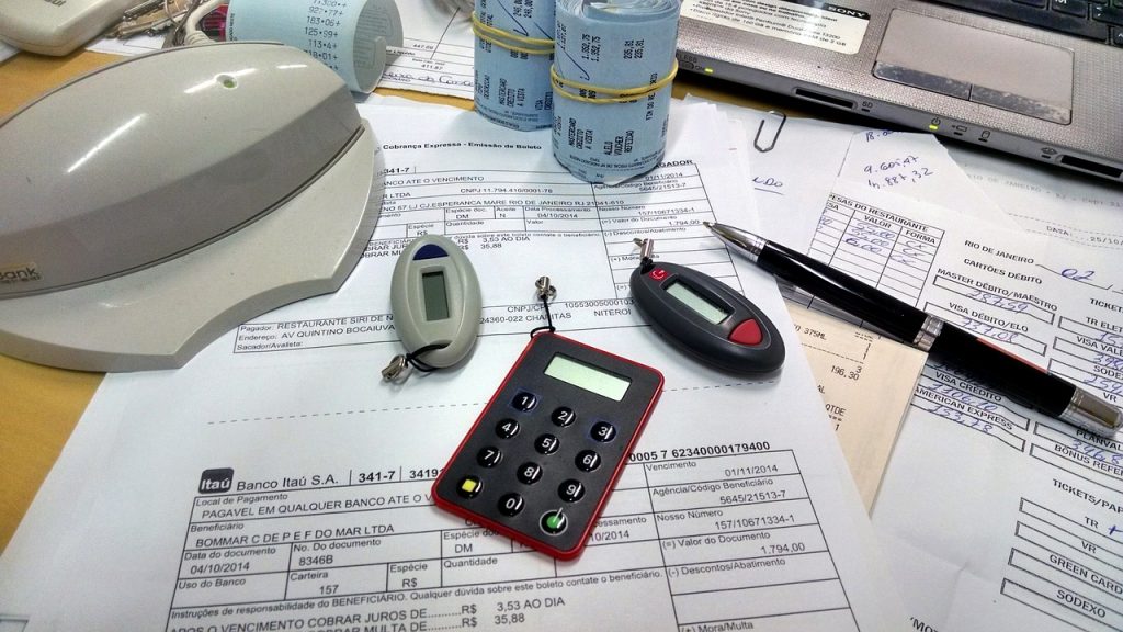Sicurezza sui conti correnti, chi può controllarli e per quali motivi