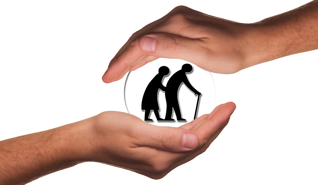 Assegno universale per anziani non autosufficienti: cos’è?