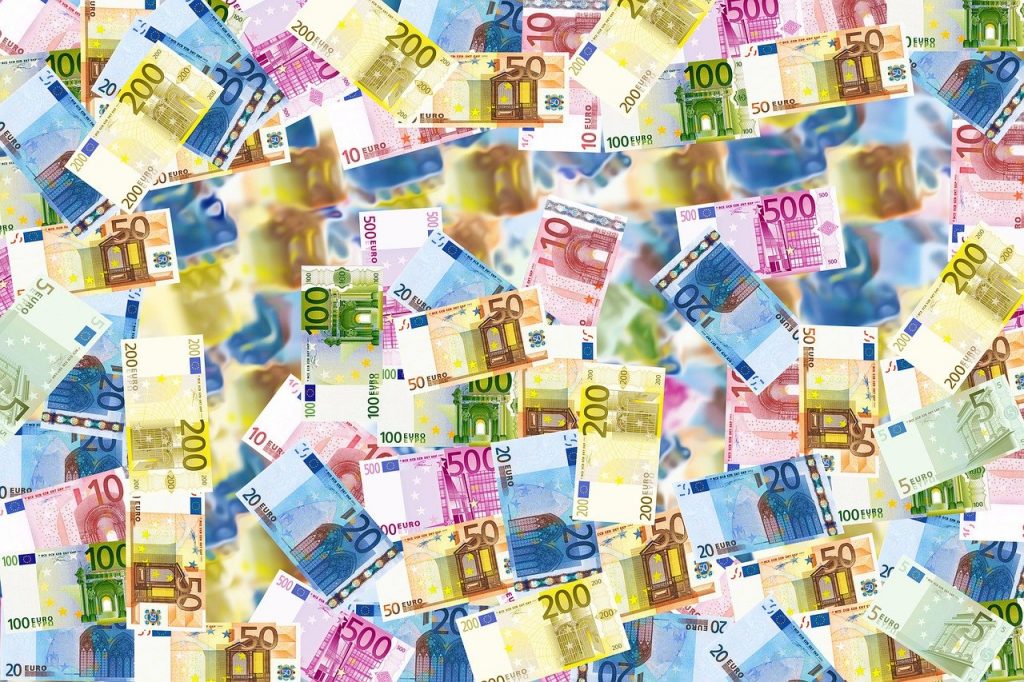 Trasporti, psicologo e tv, tutti i bonus confermati dal decreto Aiuti bis