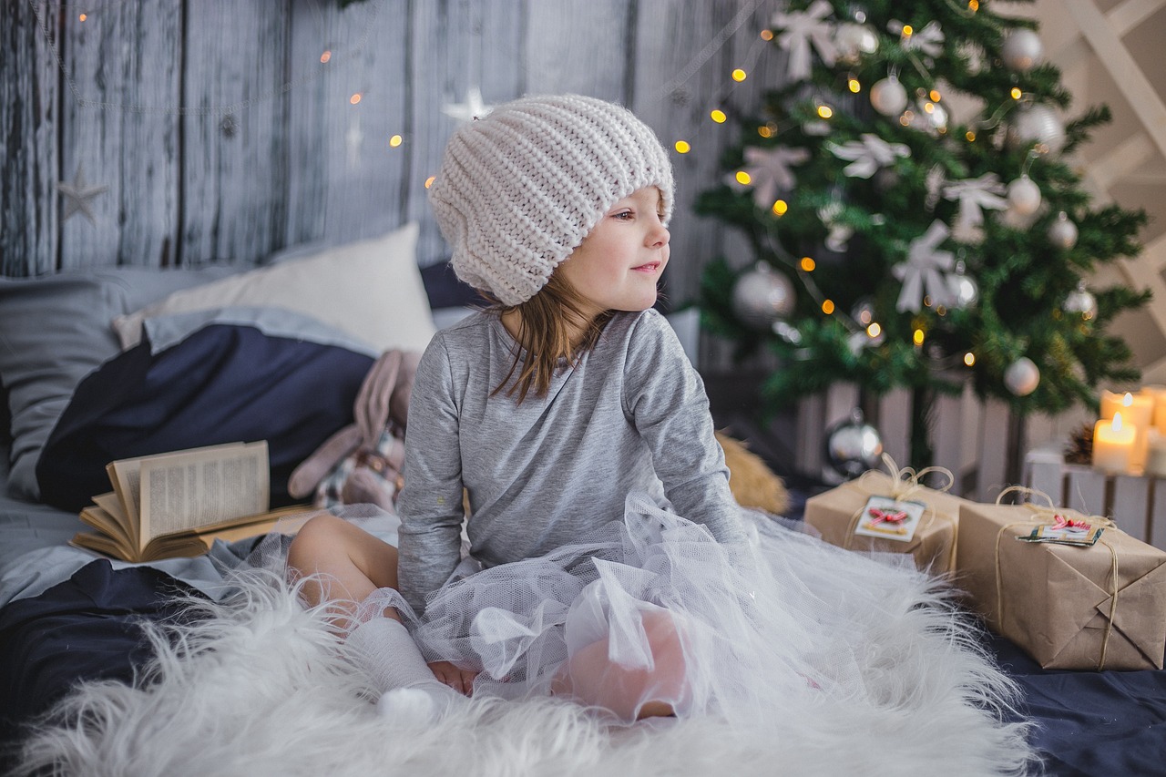 Albero di Natale e addobbi: quanto costano in bolletta?