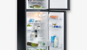 Attenzione agli sportelli laterali del frigo