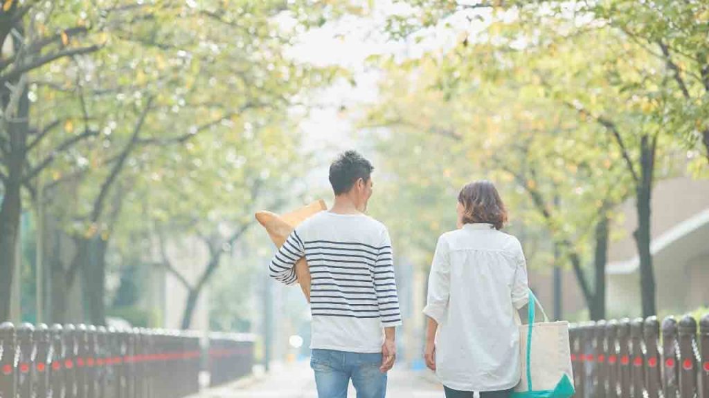 Da oggi non puoi più passeggiare su queste strade: ti fanno 30mila euro di multa | Pensionati in lacrime
