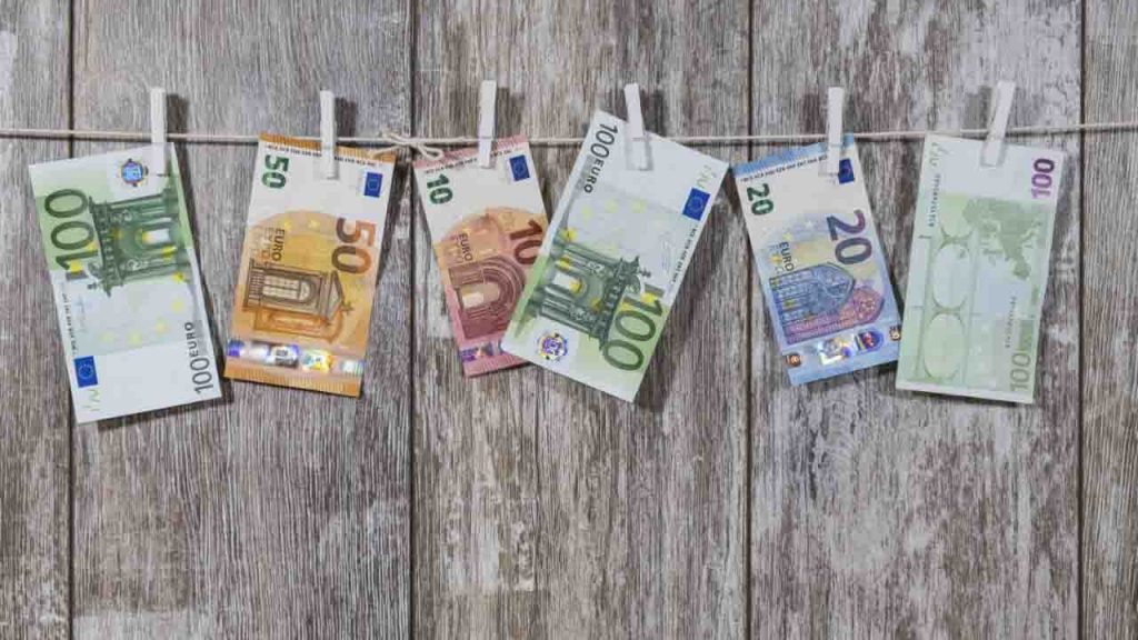 Purtroppo i soldi non ve li possiamo dare | Addio a 1500€: l’Inps purtroppo ha confermato tutto