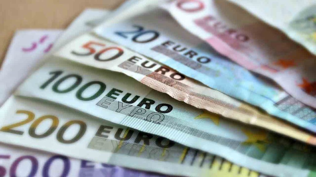 31 agosto 2025: ecco la “13esima di fine estate” | Ti becchi 17mila euro senza fare niente: la più alta di sempre