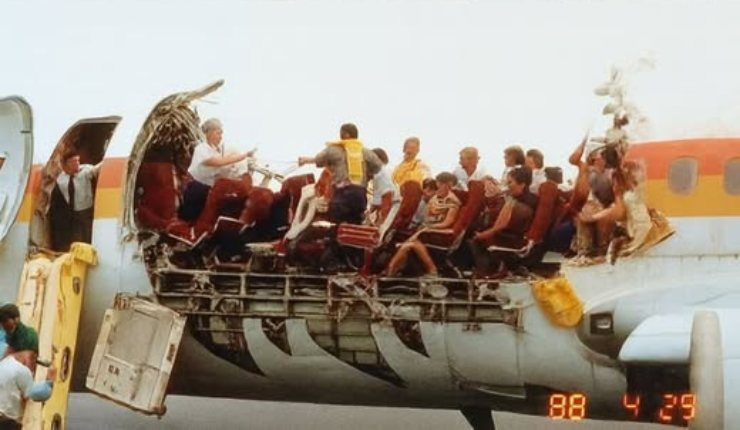 Incidente aereo (Social) - Infoiva.it