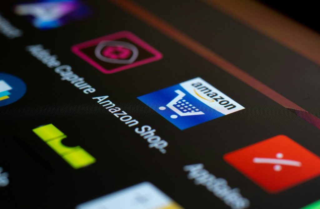 amazon prodotti illegali