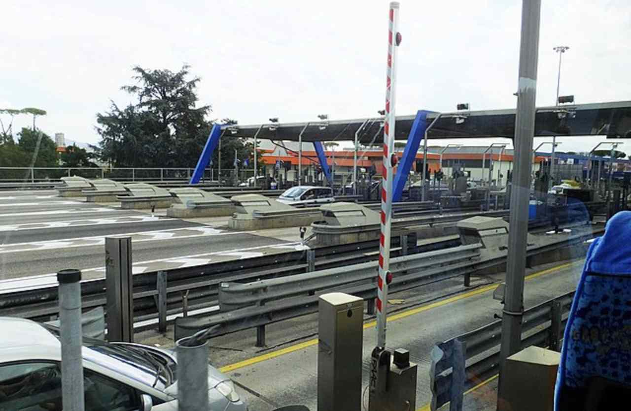 casello autostradale