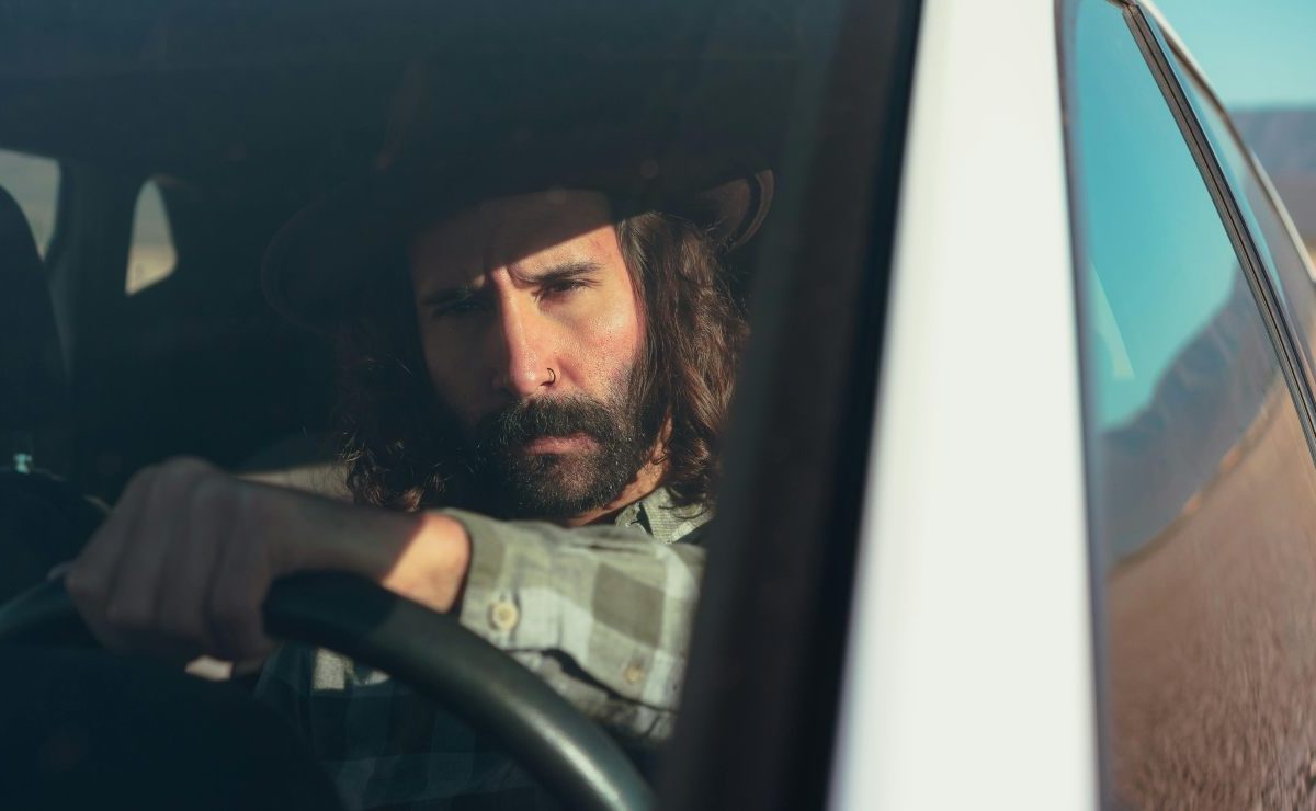 Muffa e puzza in auto: spiegato il motivo di tanti mal di testa | Con questo rimedio risolvi il problema