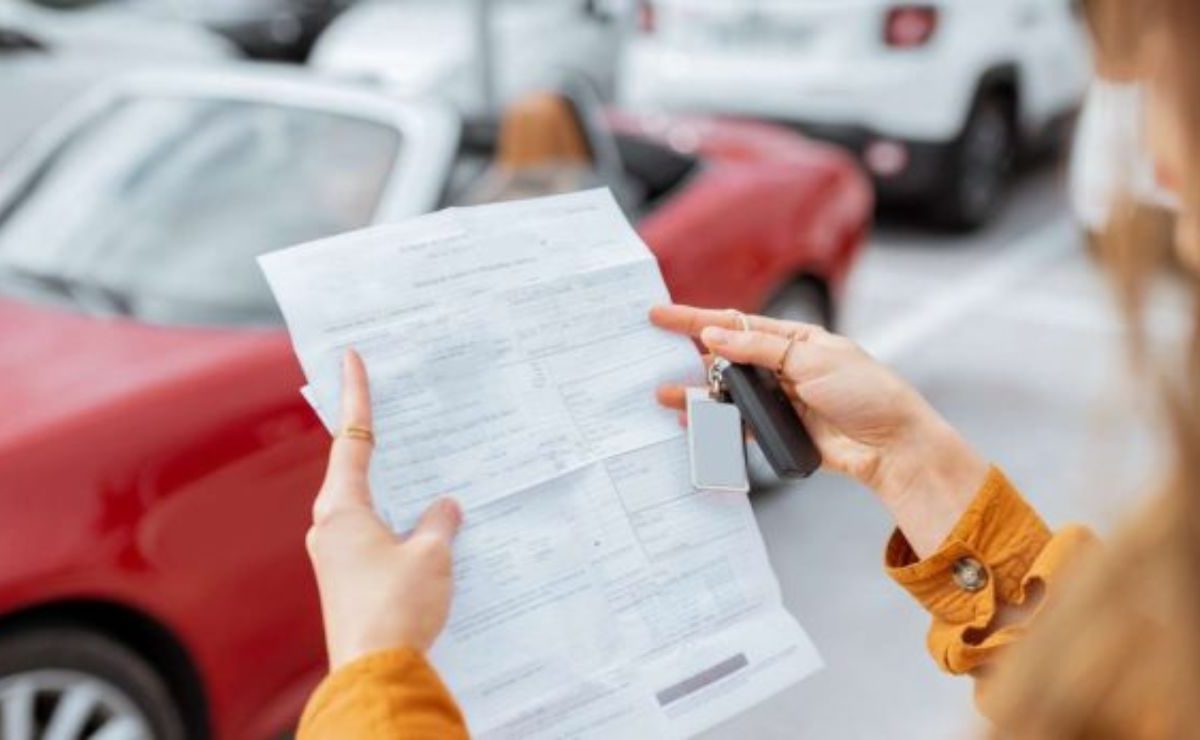 Codice della Strada, occhio al libretto | La nuova regola è rigidissima: oltre 1600€ di multa se non ti adegui