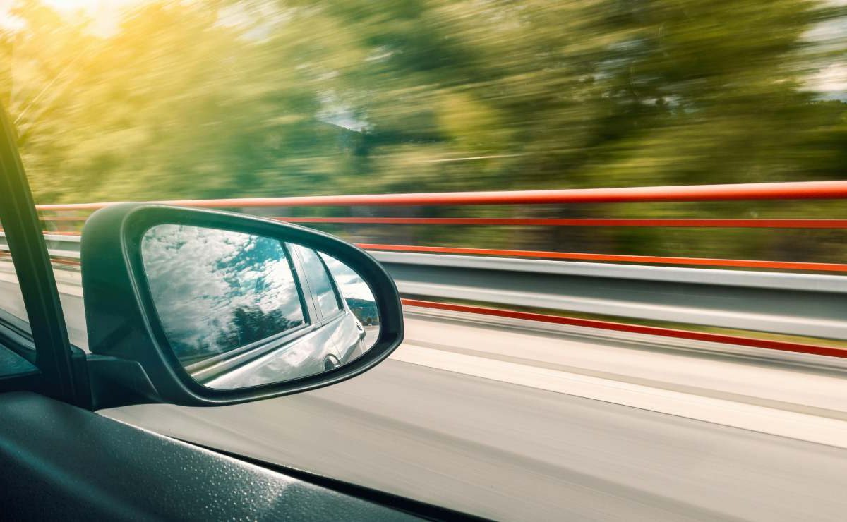 L’Italia come la Germania: 250 km/h in autostrada e niente multa | Una favola per gli amanti del brivido